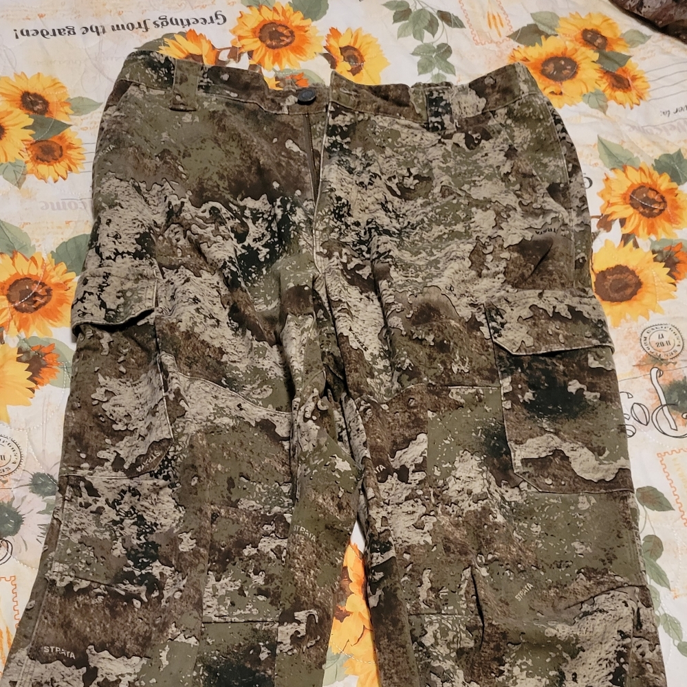 SILENT HIDE BASS PRO HUNTING PANTS